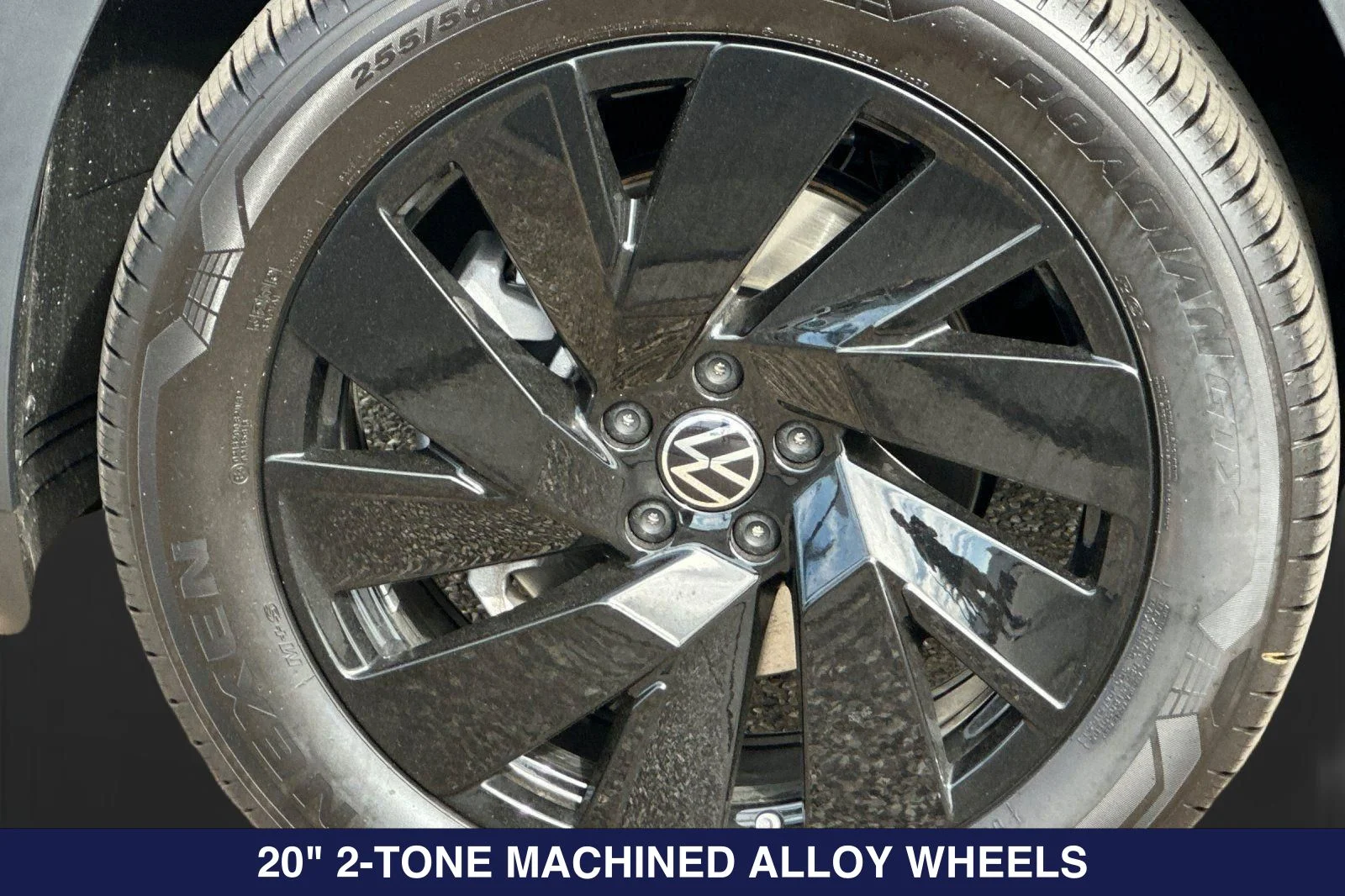 2026 Volkswagen Atlas SE w/Tech - Photo 24
