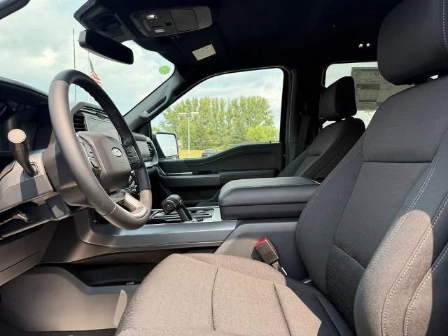 New 2026 Antimatter Blue Metallic Ford XLT image 38