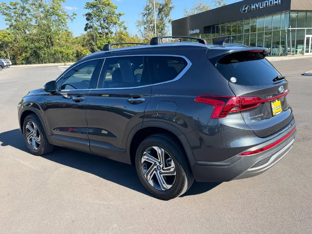 Used 2023 Gray Hyundai SEL image 5