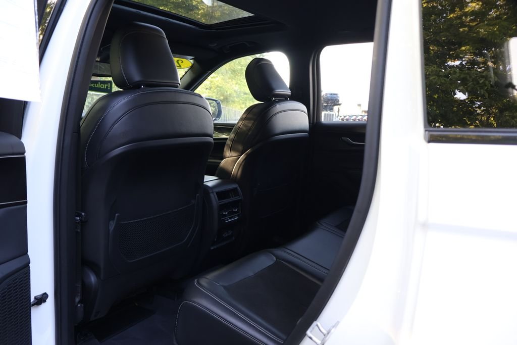 2023 Jeep Grand Cherokee Altitude - Photo 46