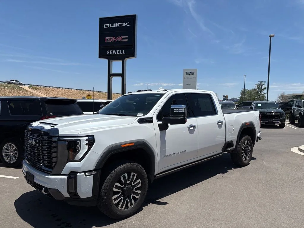 2024 GMC Sierra 4WD Crew Cab Long Box Denali Ultimate's photo