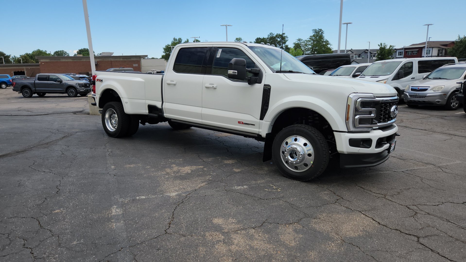 New 2026 Star White Metallic Tri-Coat Ford Platinum image 8