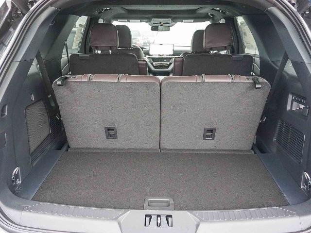 New 2026 Carbonized Gray Metallic Ford Platinum image 50