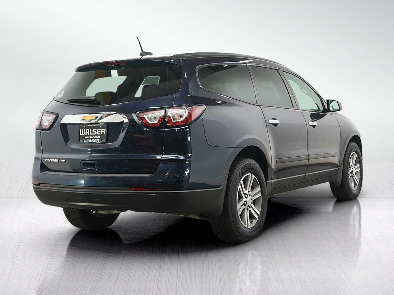 Used 2017 Blue Velvet Metallic Chevrolet LS image 5