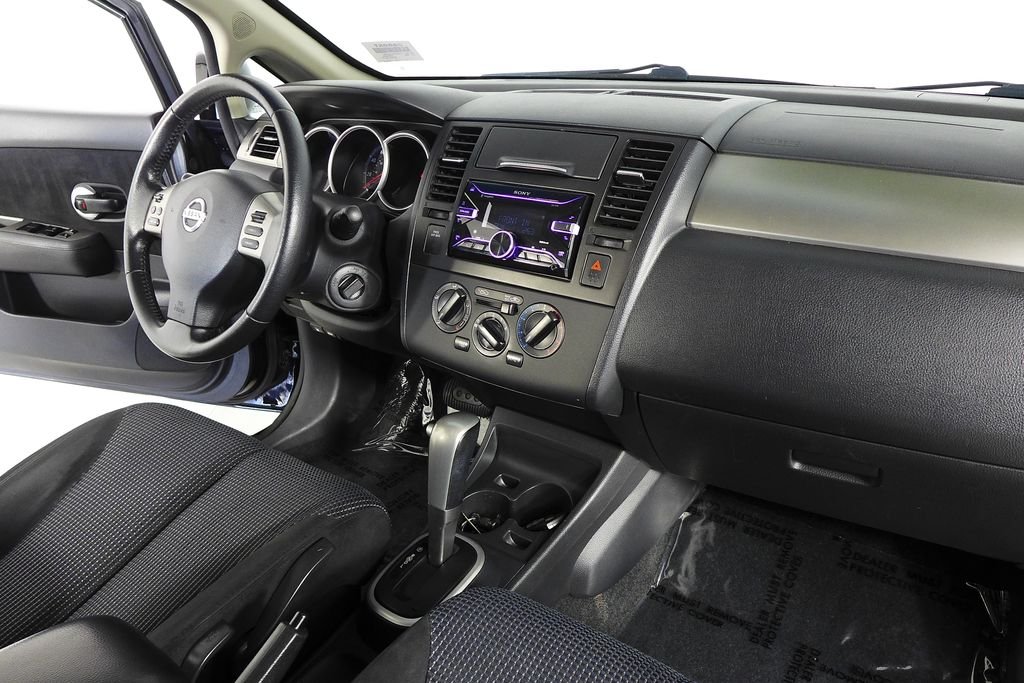 2012 Nissan Versa SL - Photo 13