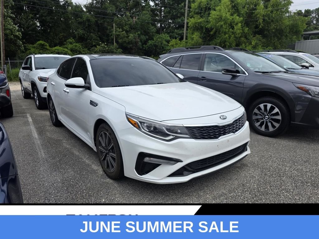 Used 2019 White Kia LX image 1