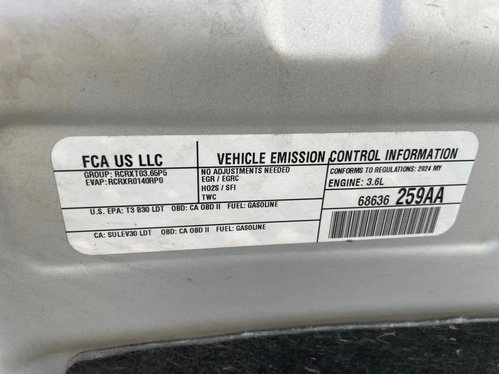 2024 Chrysler Pacifica Touring L - Photo 43