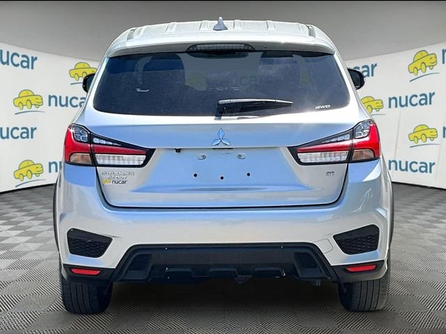 Used 2024 Silver Mitsubishi 2.0 SE image 4