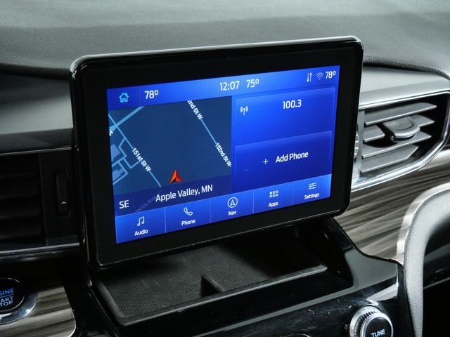 Used 2022 Black Ford Limited image 22
