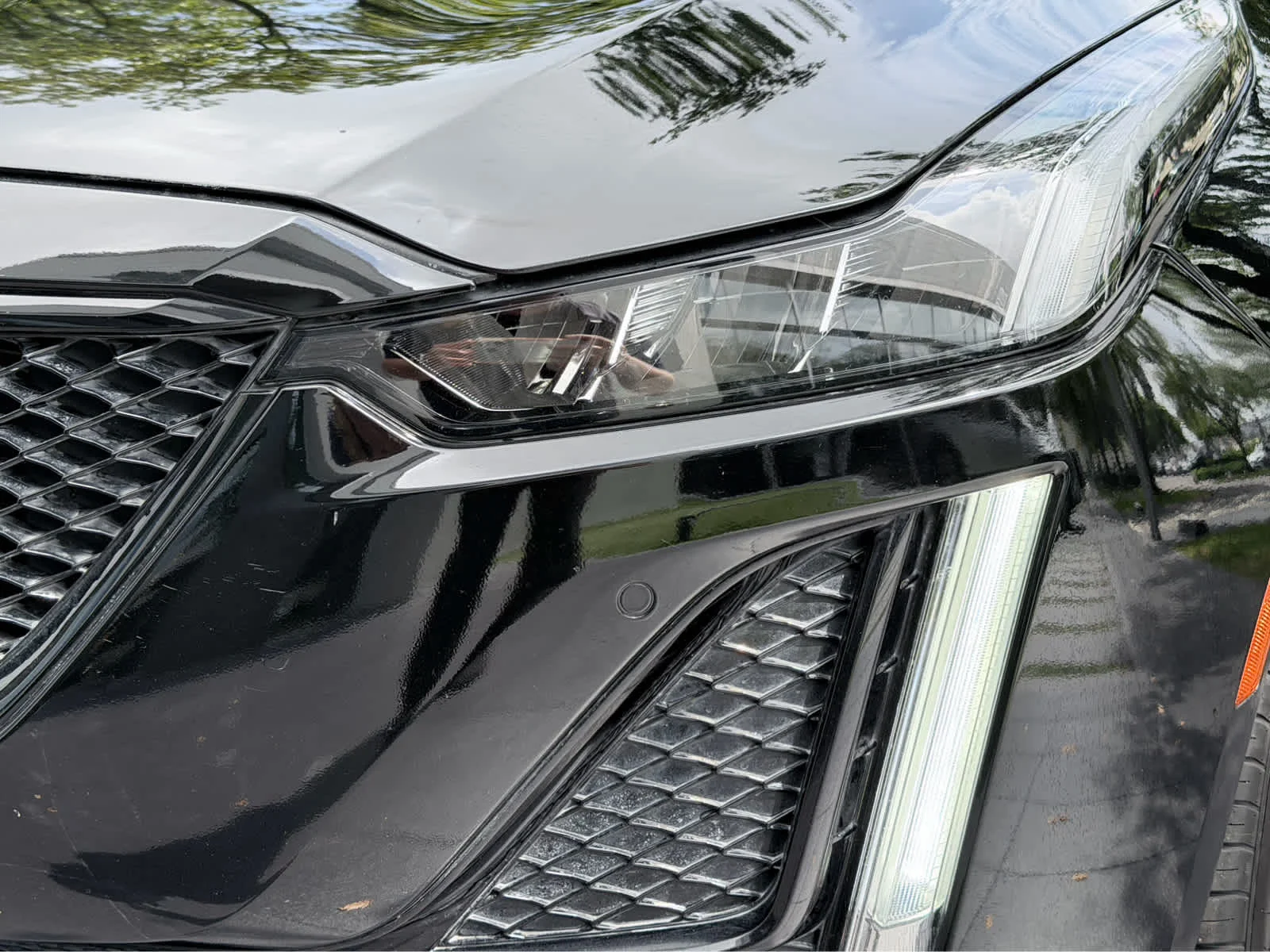 Certified Used 2022 Black Raven Cadillac V-Series image 9