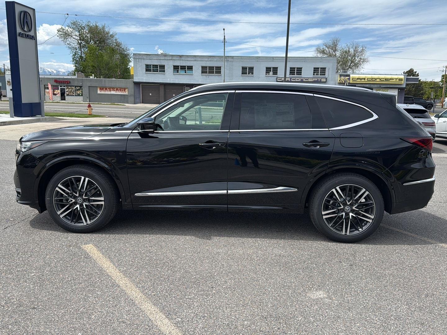New 2026 Majestic Black Pearl Acura SH-AWD w/Advance image 4