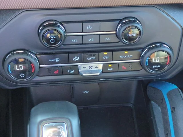 Used 2023 Gray Ford Outer Banks image 24