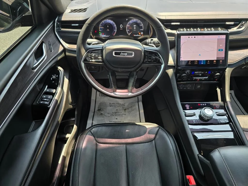 Used 2023 Black Jeep Overland image 3