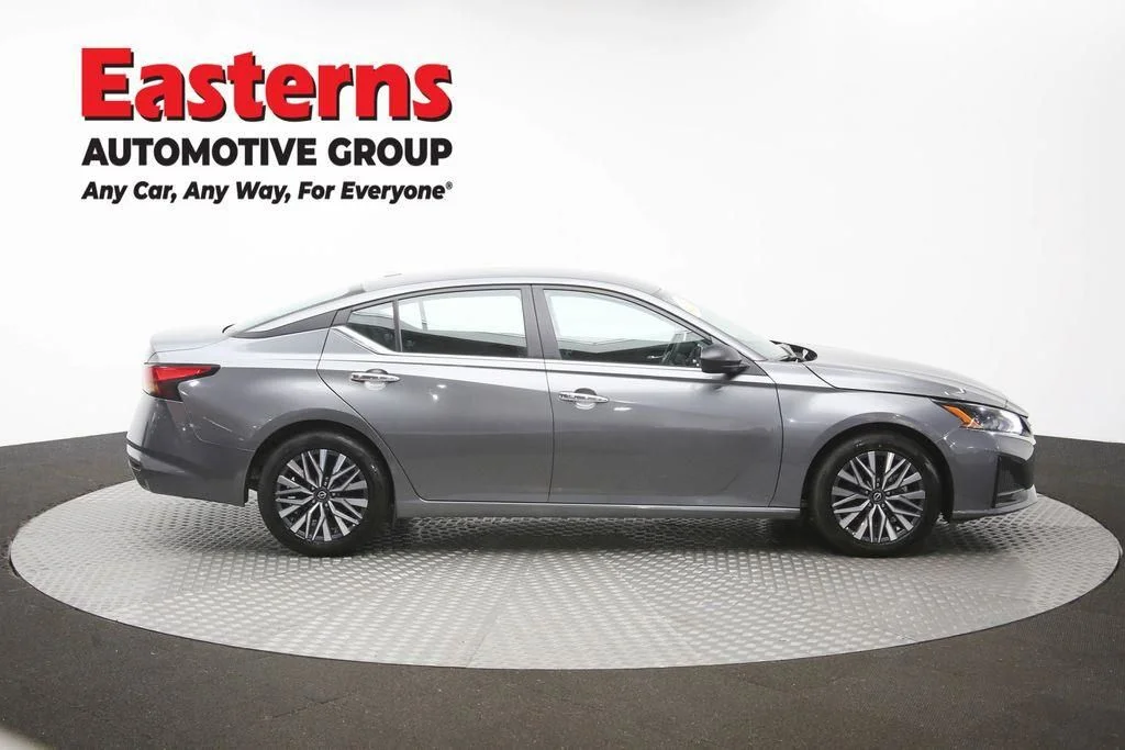Used 2025 Gray Nissan 2.5 SV image 48