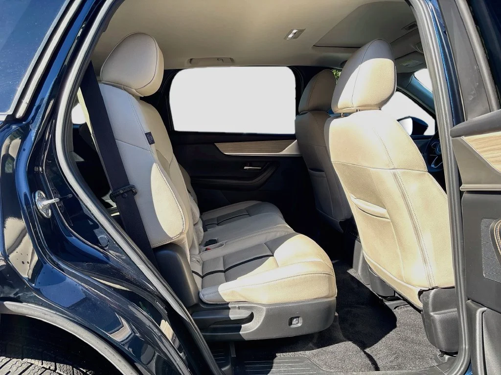 Certified Used 2024 Crystal Blue Mazda Preferred image 29