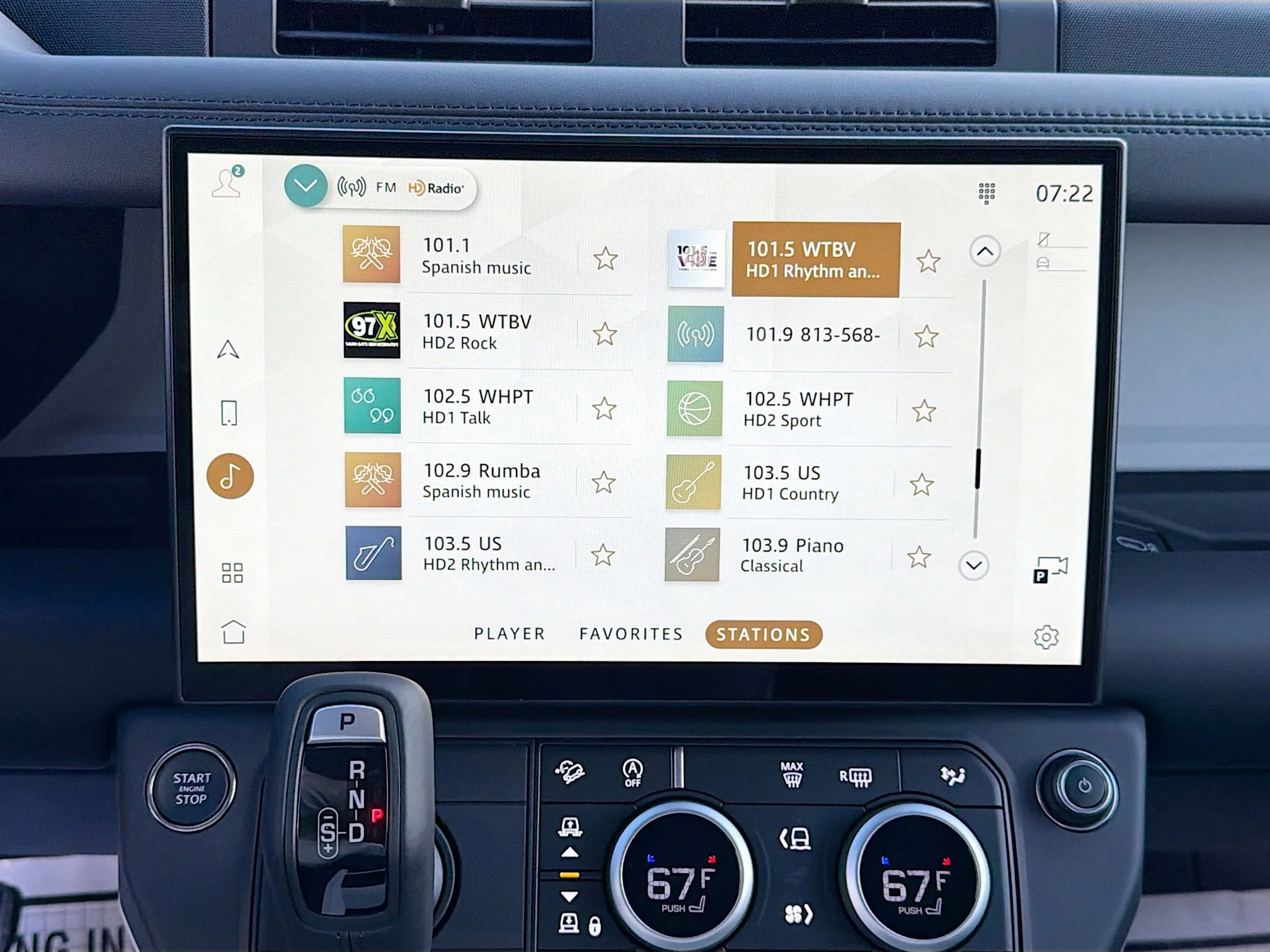 New 2026 Fuji White Land Rover X-Dynamic SE image 30