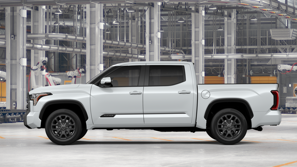 New 2026 Wind Chill Pearl Toyota Platinum image 4