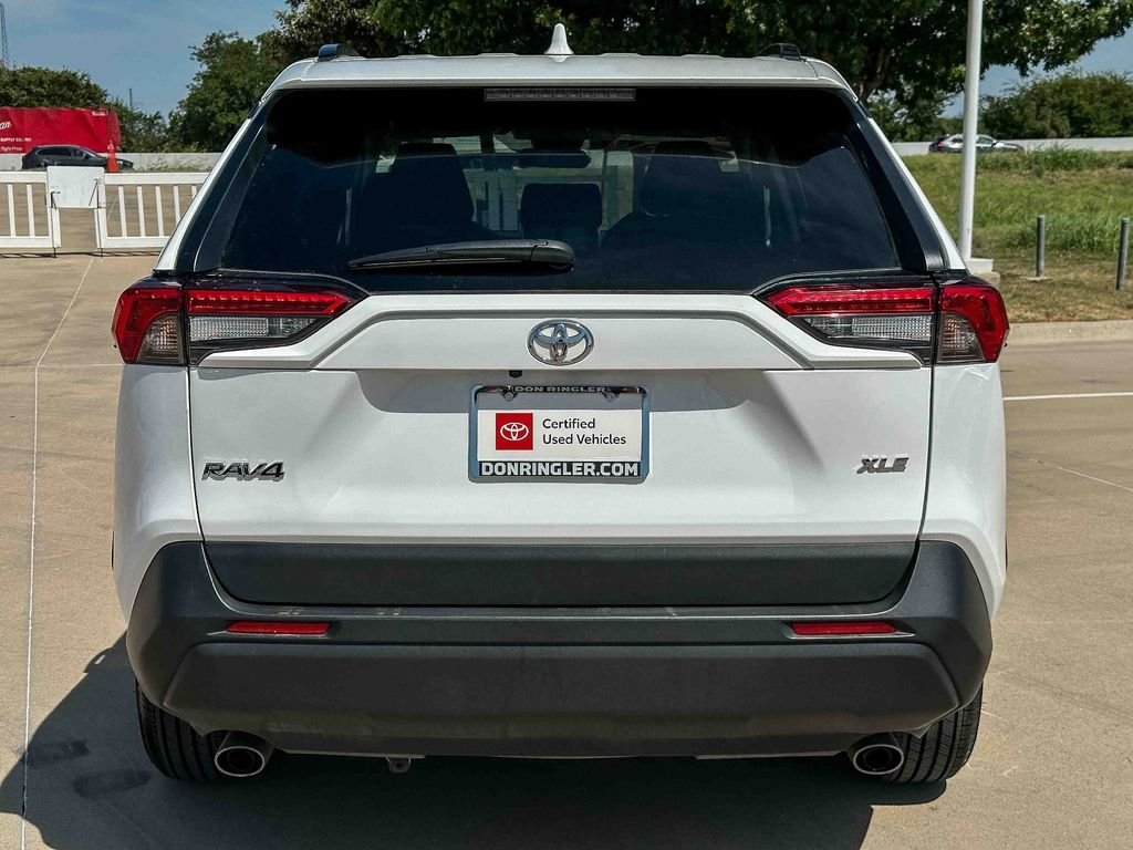 Certified Used 2025 White Toyota XLE image 4