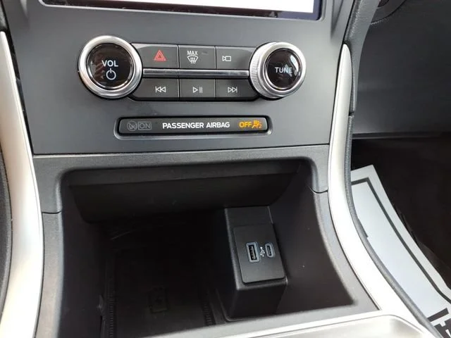 2023 Ford Edge SEL - Photo 19