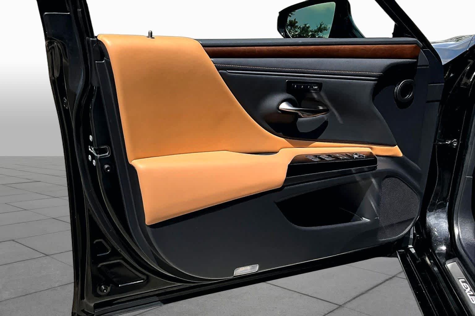 Used 2025 Caviar Lexus  image 26