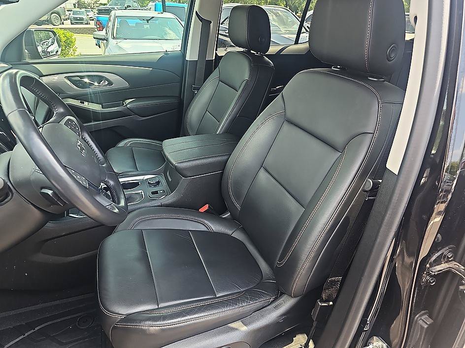 Used 2021 Mosaic Black Metallic Chevrolet RS Awd image 16