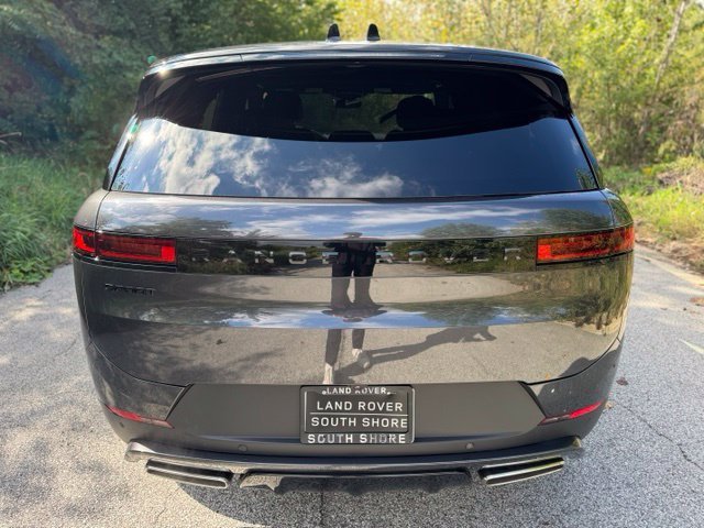 New 2027  Land Rover SE image 6