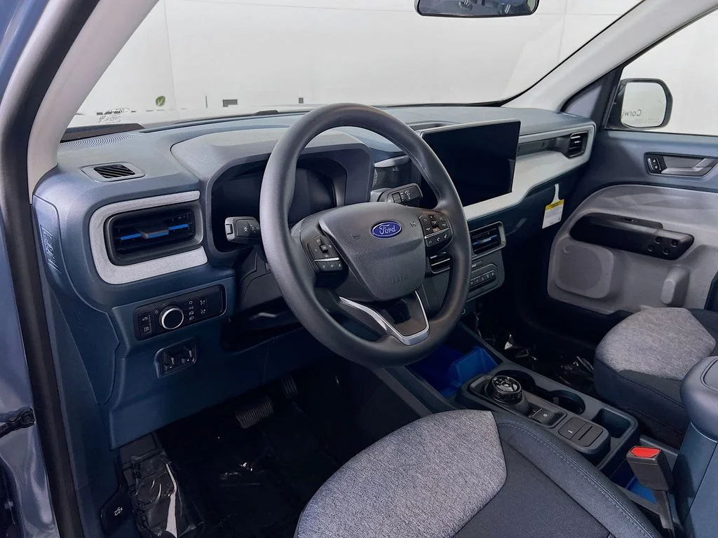 New 2026 Azure Gray Metallic Tri-Coat Ford XLT image 3