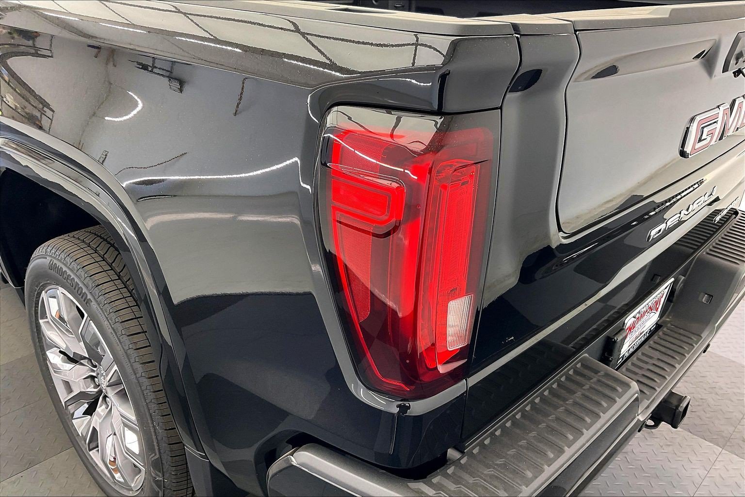 2026 GMC Sierra 1500 Denali - Photo 16