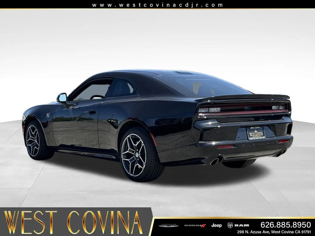 New 2026 Diamond Black Crystal Pearlcoat Dodge Scat Pack image 12