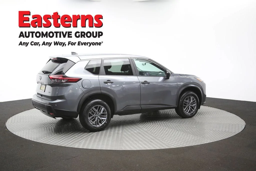 Used 2024 Gray Nissan S image 43