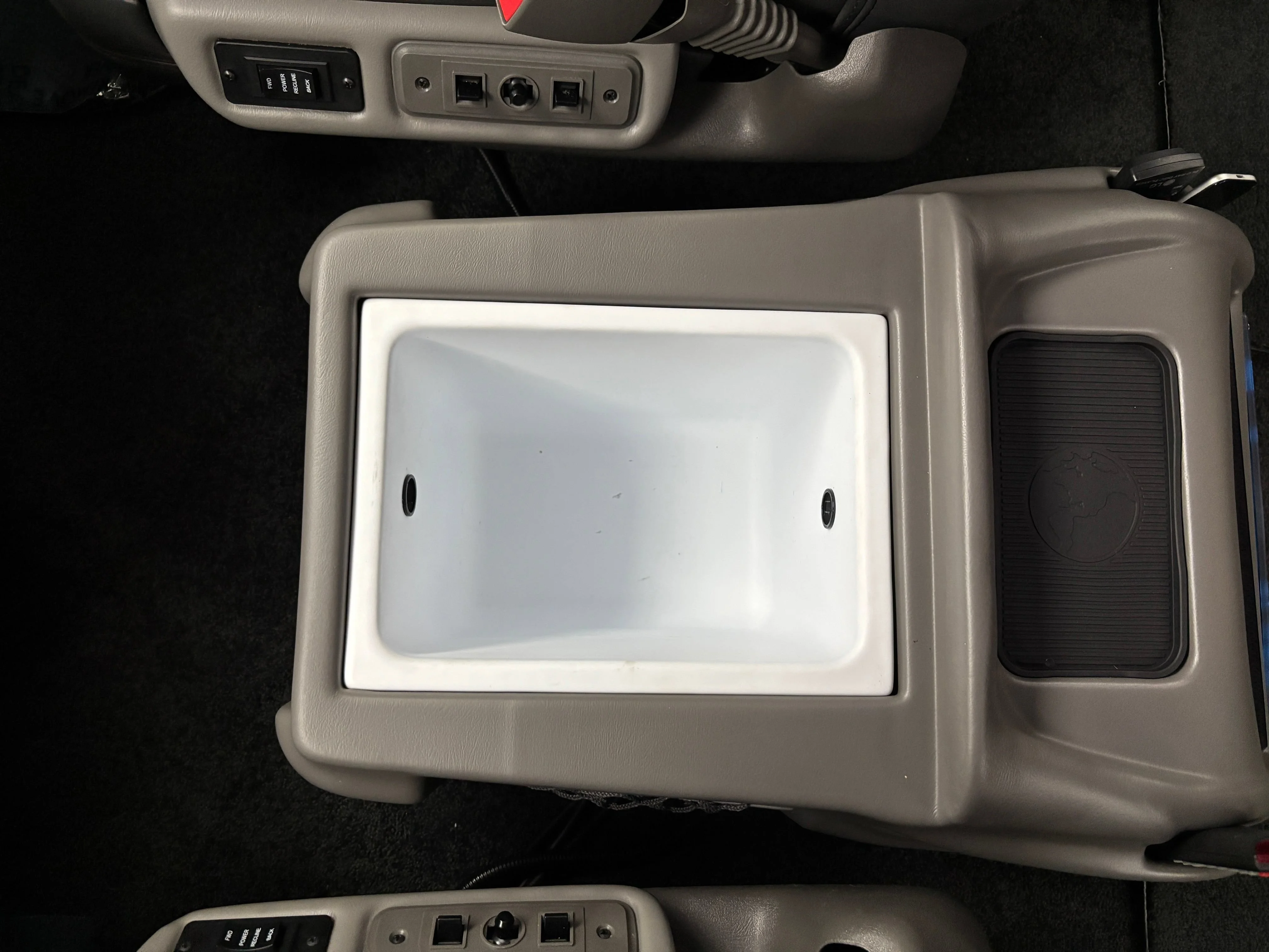 Used 2020 ONYX BLACK GMC NA image 41