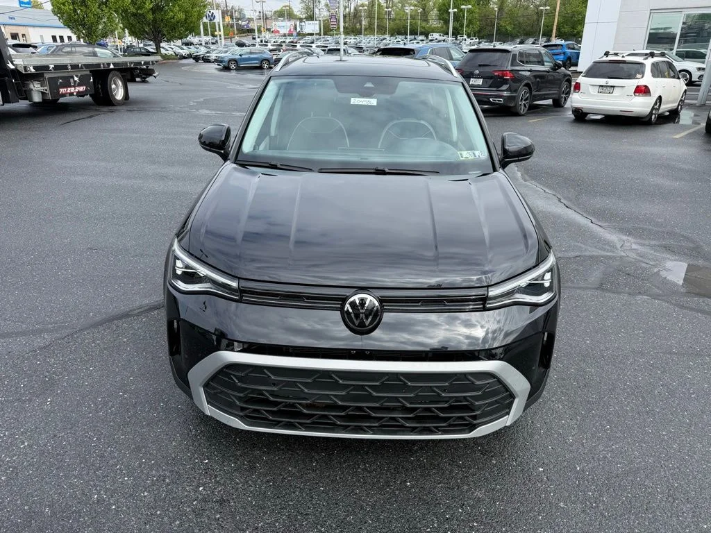 2025 Volkswagen Taos SE - Photo 8