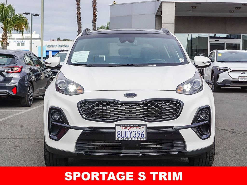 Used 2021 White Kia S image 2