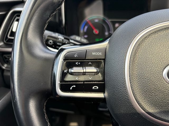 Used 2021 Snow White Pearl Kia EX image 15