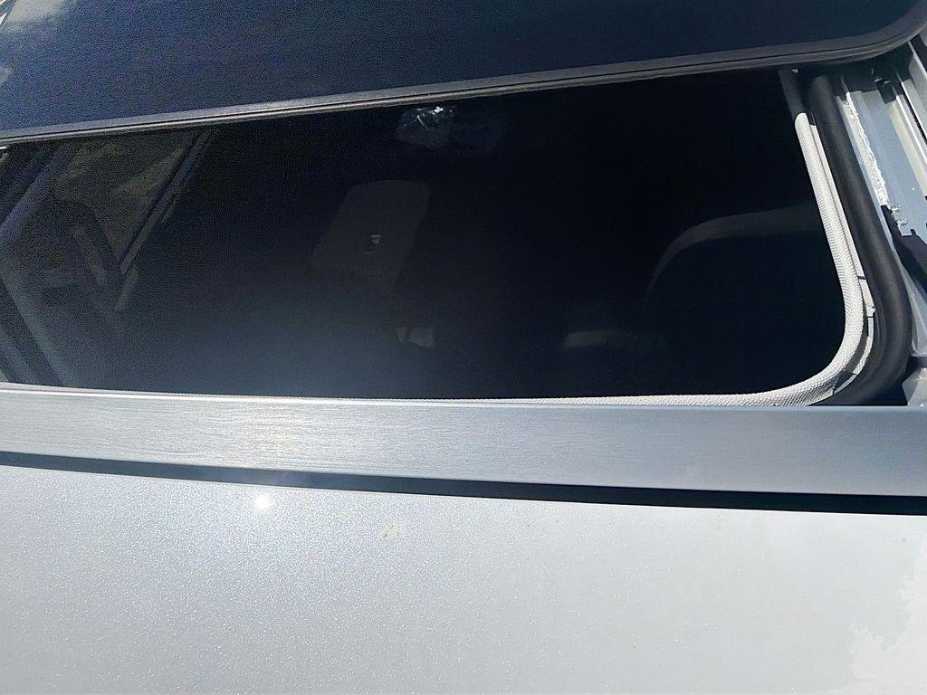 New 2026 Creamy White Pearl Hyundai Blue SEL Premium 7P image 15