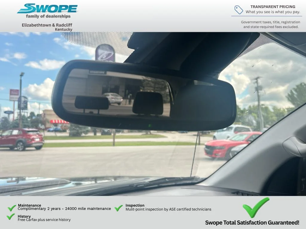 Used 2019 Midnight Black Metallic Toyota SR5 image 20