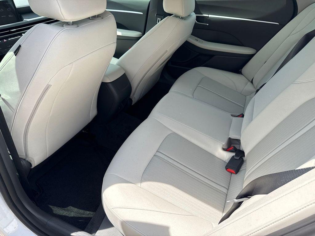 New 2026 White Hyundai SEL Sport image 15