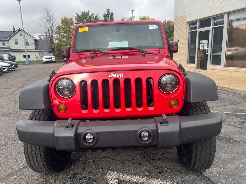 Used 2013 Red Jeep Sport image 2