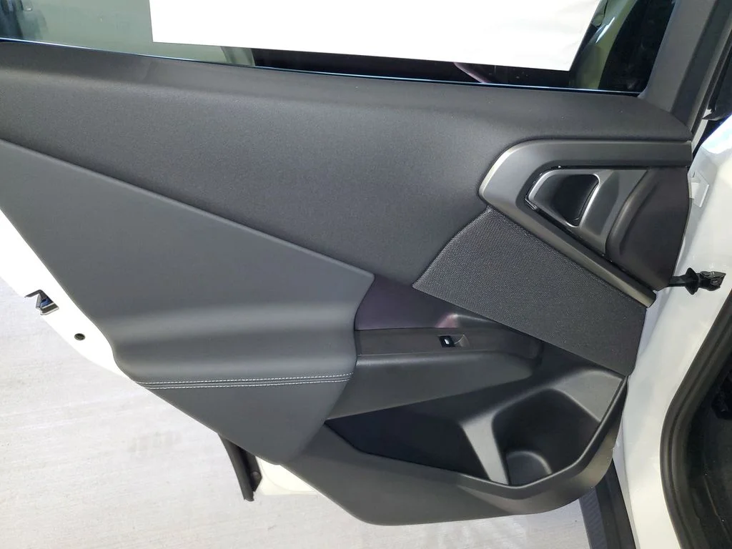 2026 BMW X3 30 - Photo 9