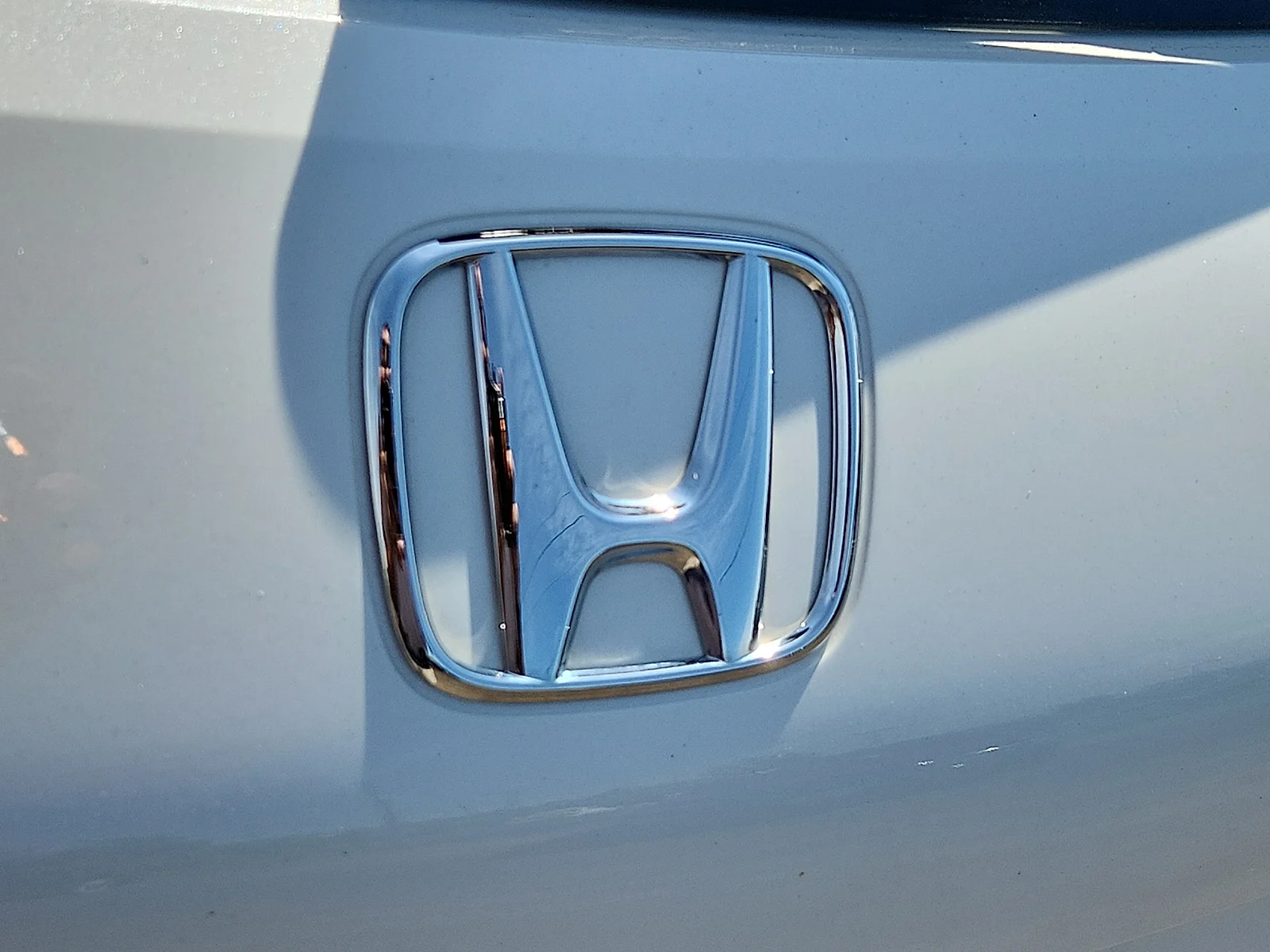 Used 2024 Platinum White Pearl - WX Honda AWD Sport image 28