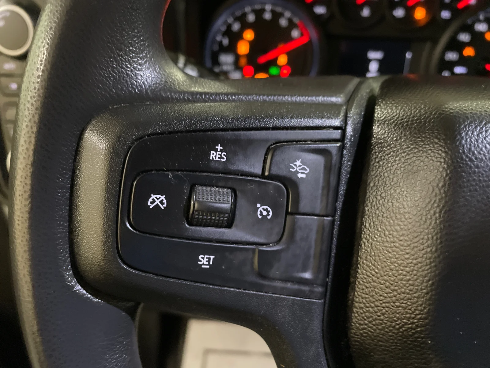 Used 2022 GLACIER BLUE METALLIC Chevrolet Custom image 14