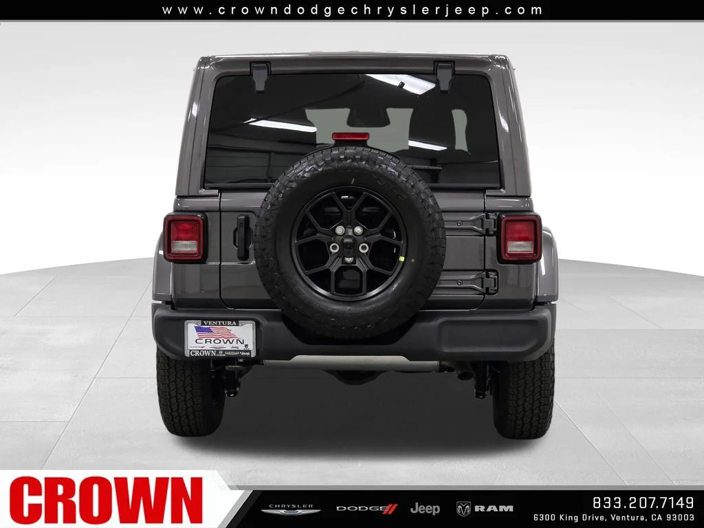 New 2026 Granite Crystal Metallic Clearcoat Jeep  image 6