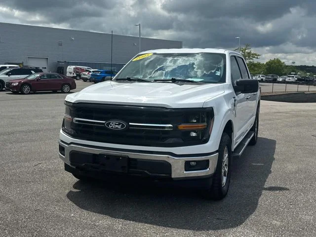 Used 2025 White Ford XLT image 9