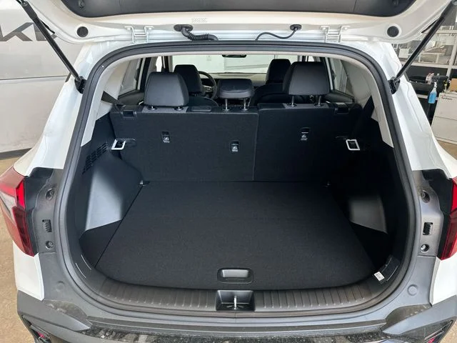 New 2026 Snow White Pearl Kia S image 22