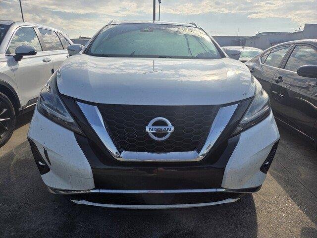 Used 2019 Pearl White Tricoat Nissan Platinum image 2