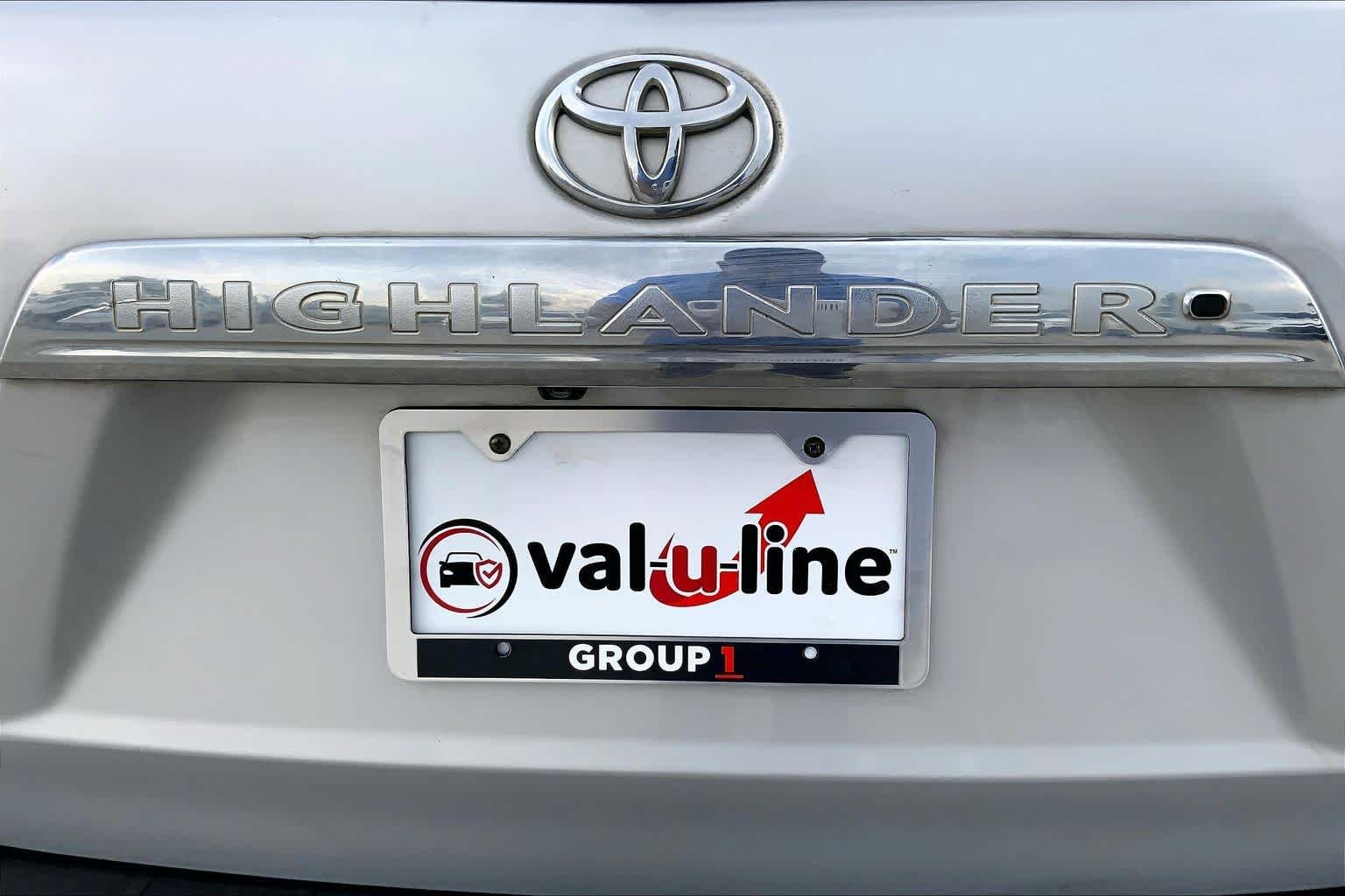 Used 2013 Classic Silver Metallic Toyota Plus image 9