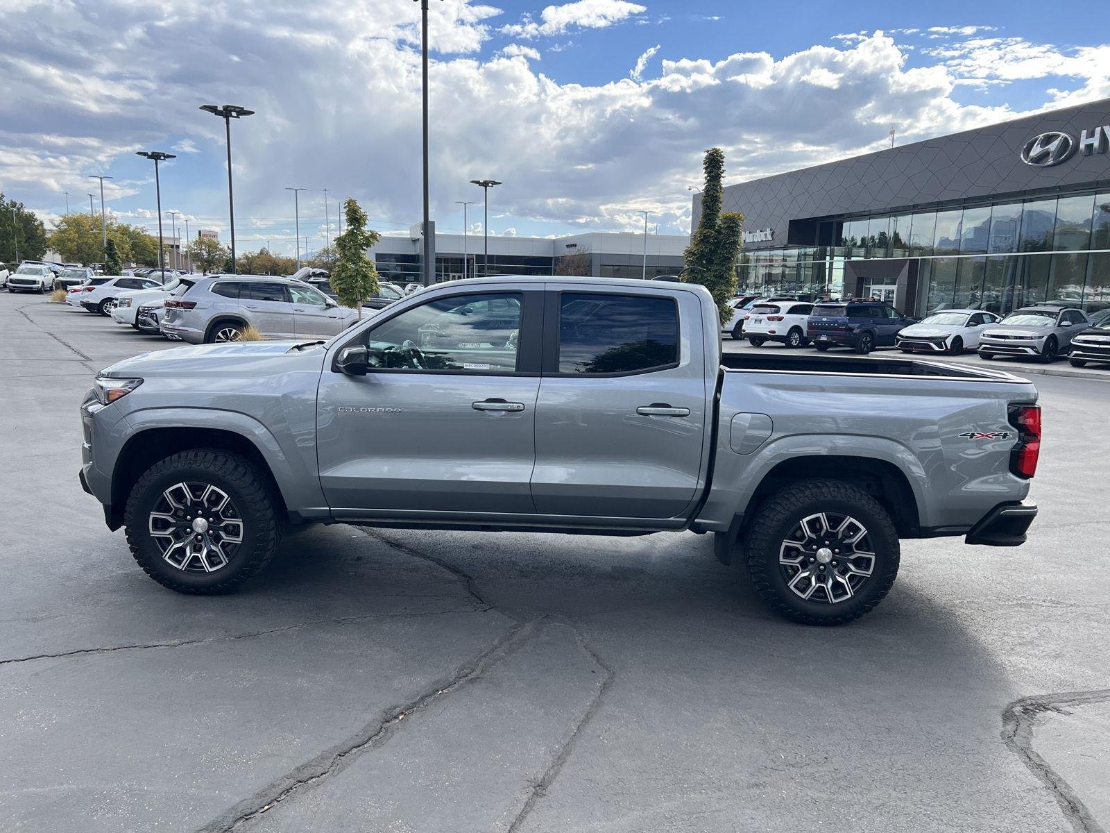 2024 Chevrolet Colorado LT - Photo 20