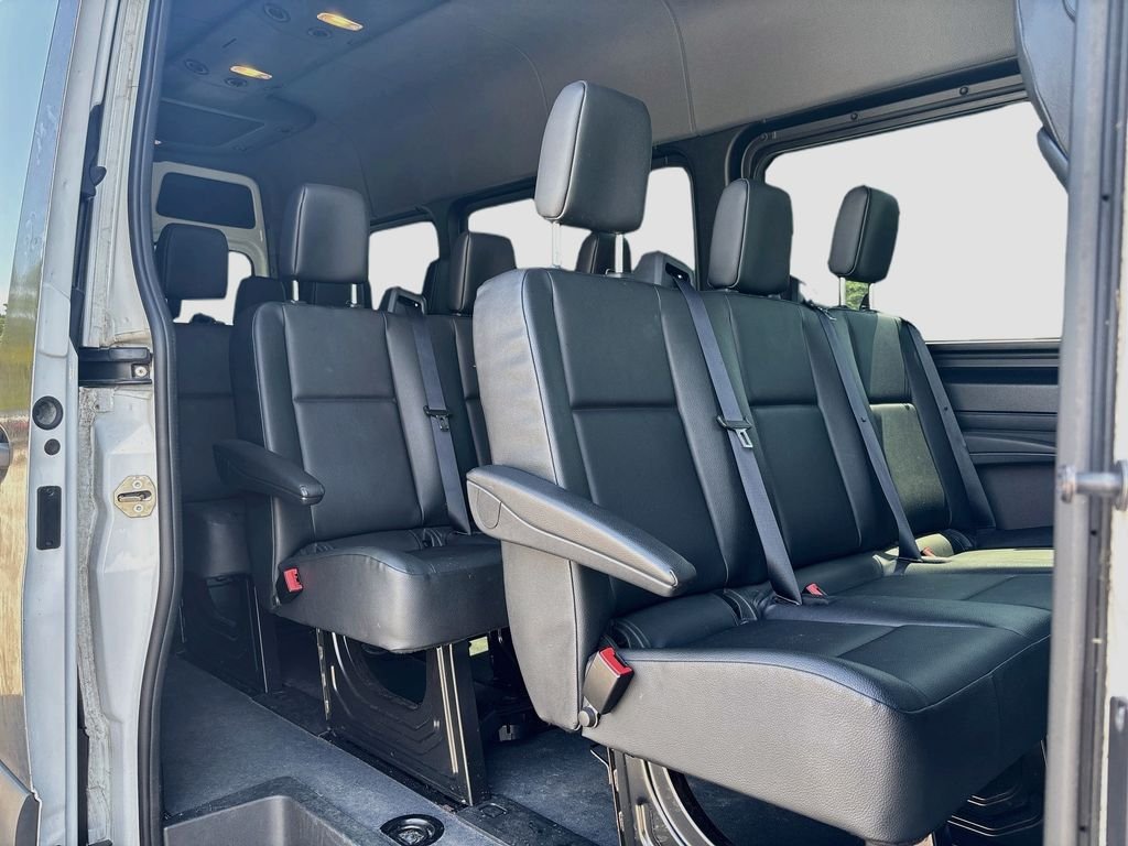 Used 2022  Mercedes-Benz Passenger 170 WB image 16
