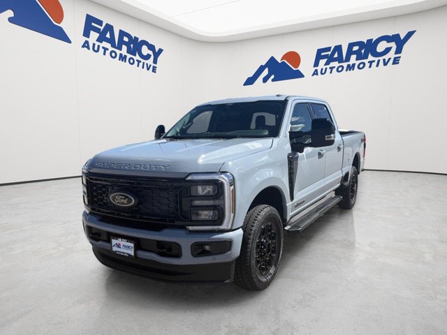 2026 FORD Super Duty F-350® Lariat®