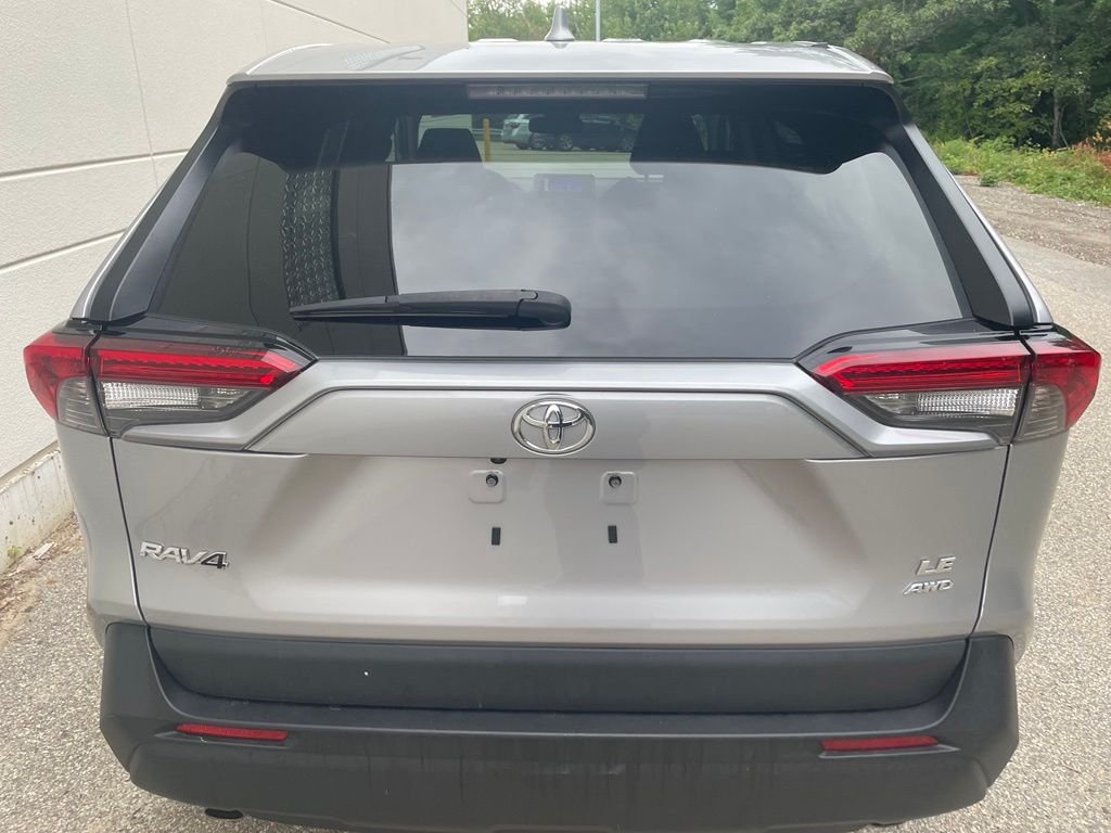 Used 2024 Silver Sky Metallic Toyota LE image 7